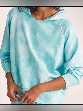 LOVESHACKFANCY Addison Top Blue Tie Dye Hooded Sweatshirt One Size $245, NWOT
